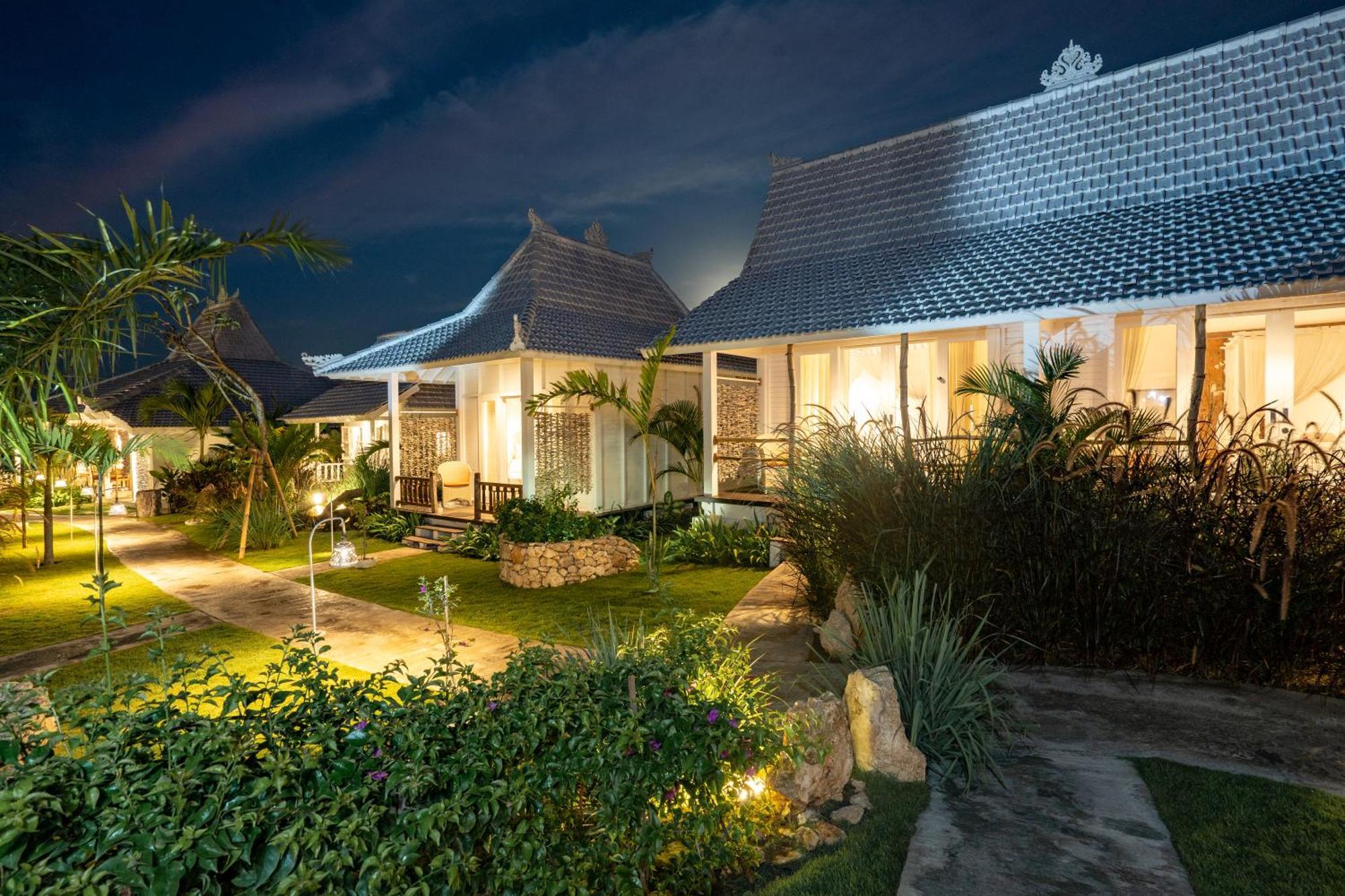 Paus Putih Hotel Нуса-Лембонган Экстерьер фото