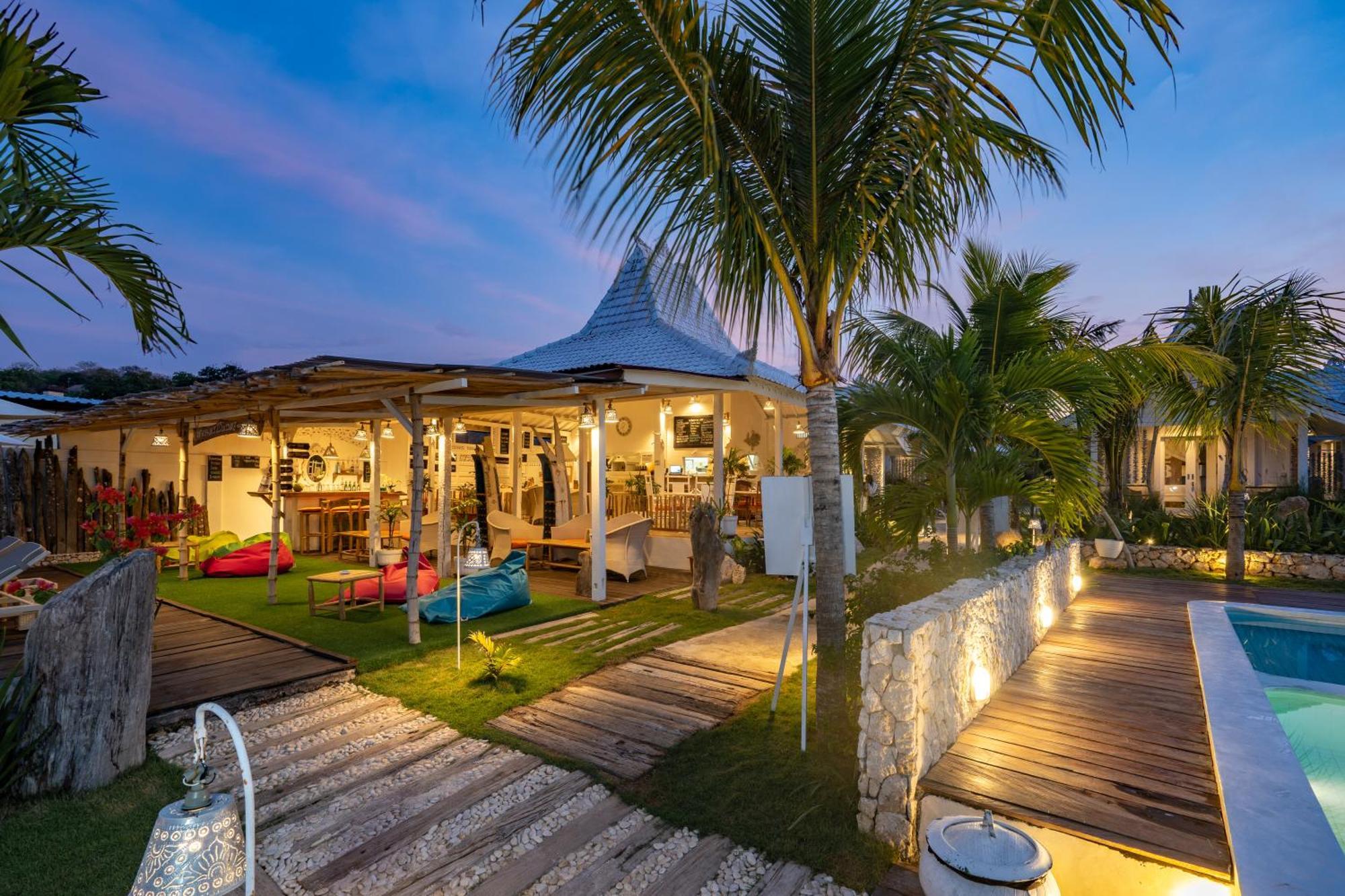 Paus Putih Hotel Нуса-Лембонган Экстерьер фото