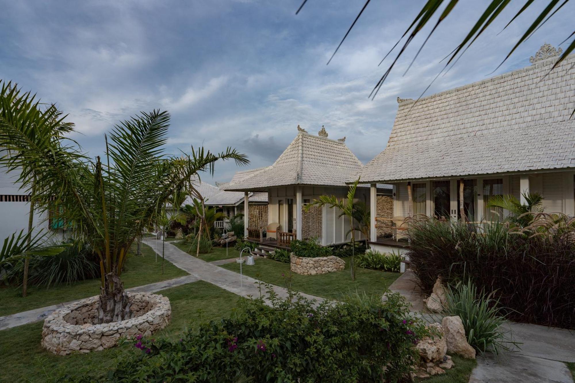 Paus Putih Hotel Нуса-Лембонган Экстерьер фото